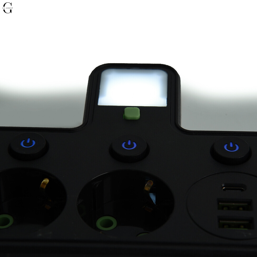 Розетка HG DUE HC-275 з USB-портами та підсвіткою